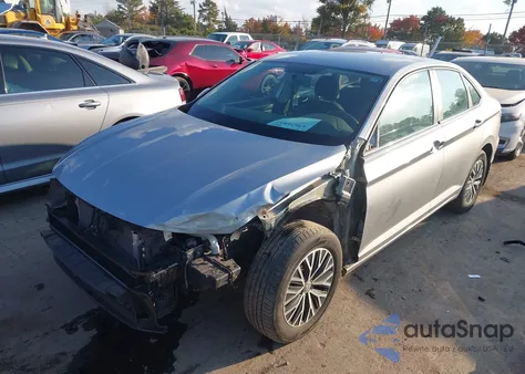 2021 Volkswagen Jetta 1.4T R-Line/1.4T S/1.4T Se z USA, uszkodzony, nr VIN 3VWC57BU9MM098744